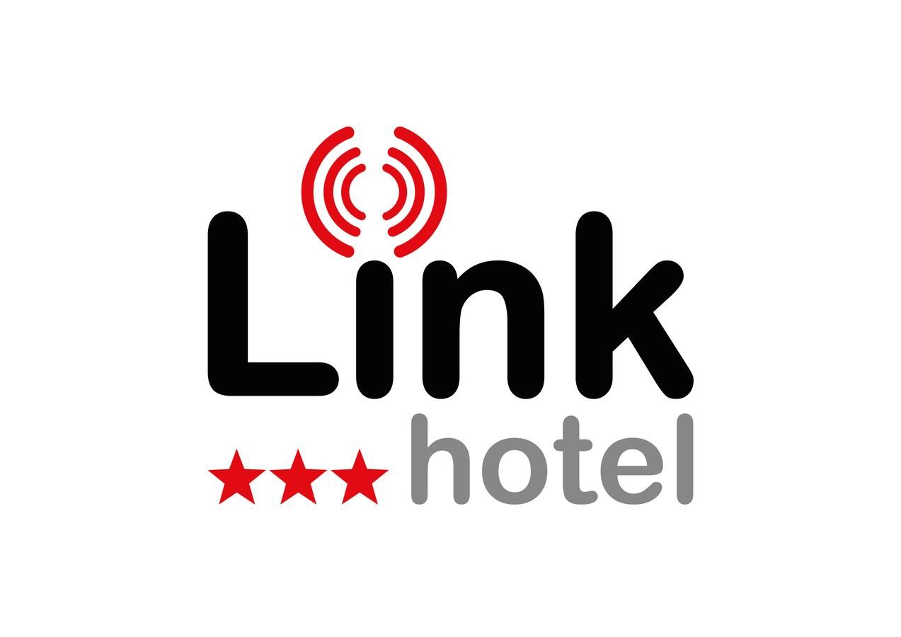 Отель Link Hotel Тчев-19